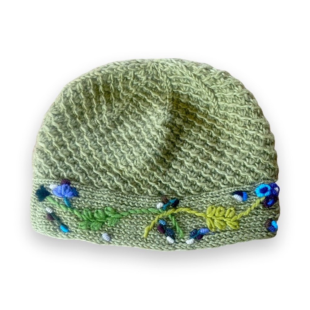 Embroidered beanie women’s sz med vintage